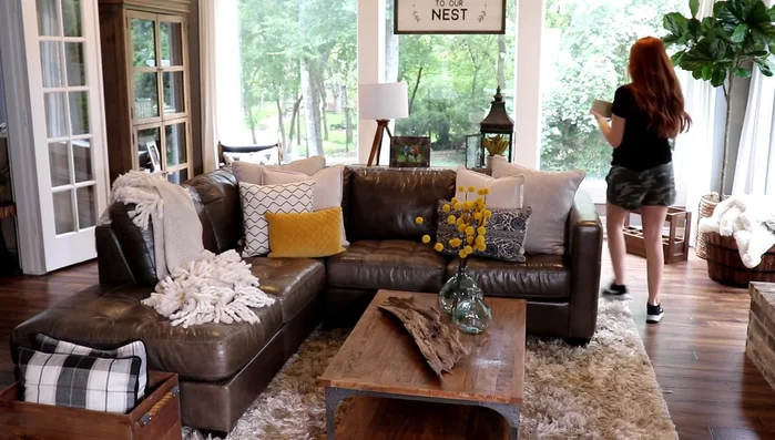 Avoid over-decorating; leave some empty space on surfaces.