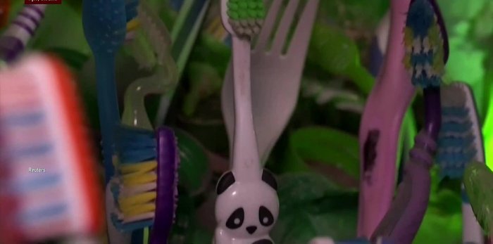 Design and create the cartoon sets using the collected garbage.